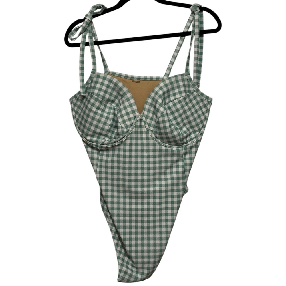 2X Old Navy Bathing suit